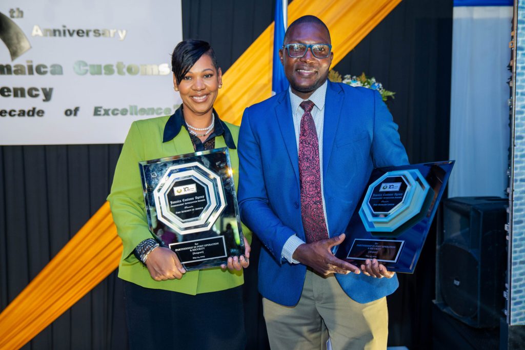 Jamaica-Customs-Stakeholder-Apprciation-Award